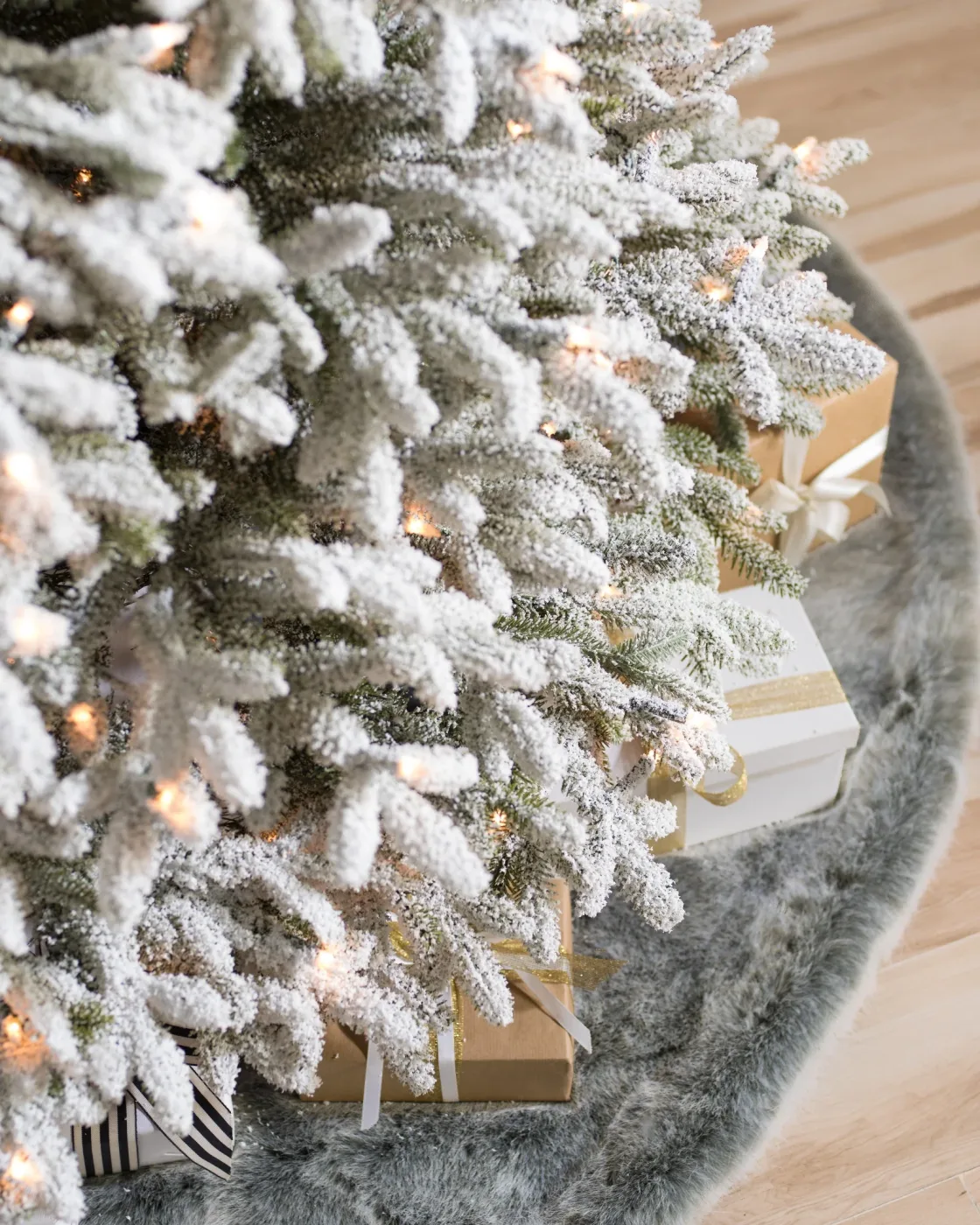 Árvore de Natal Abeto Fraser Nevado